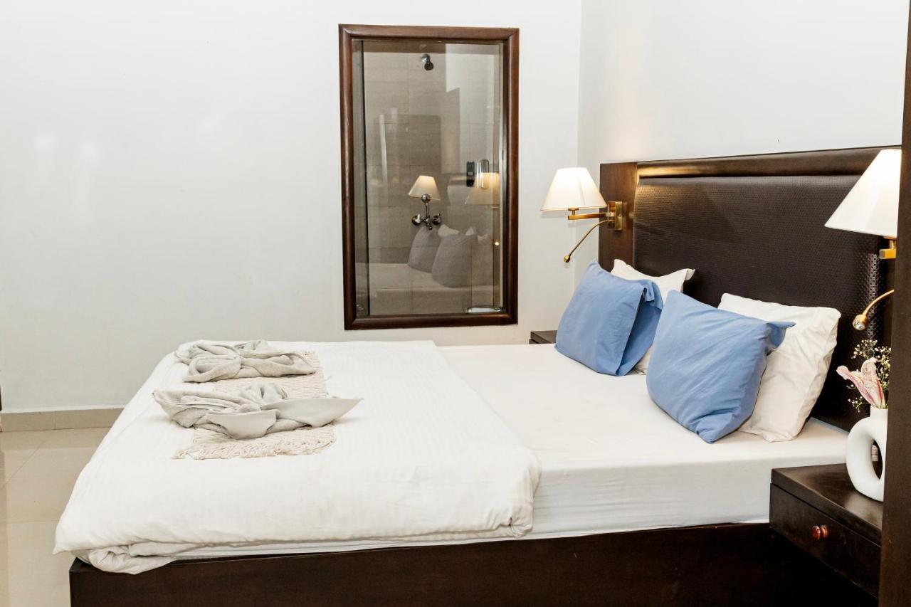 Fourteen Pods By The Sea Hotel Morjim Exterior photo