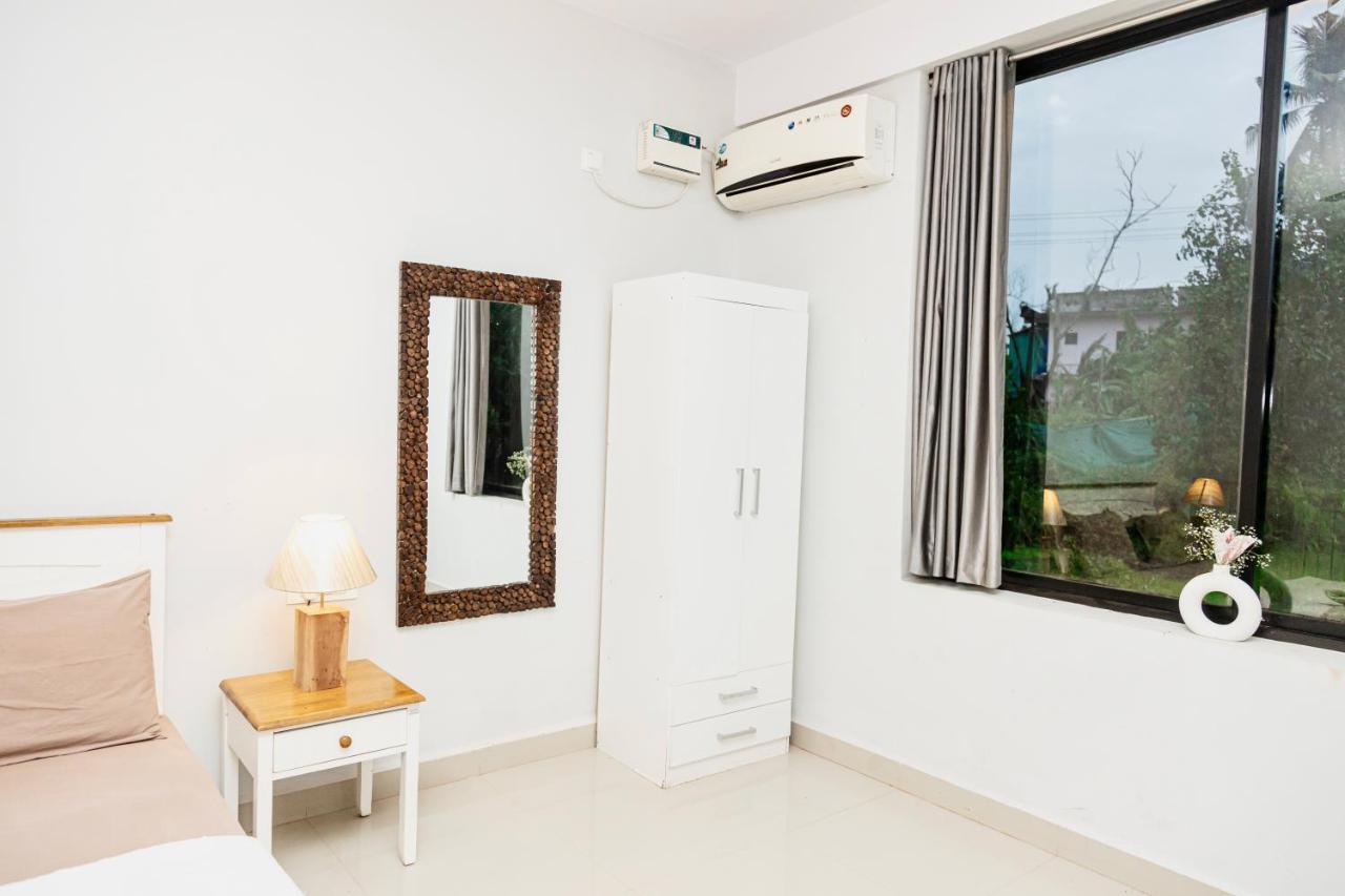 Fourteen Pods By The Sea Hotel Morjim Exterior photo