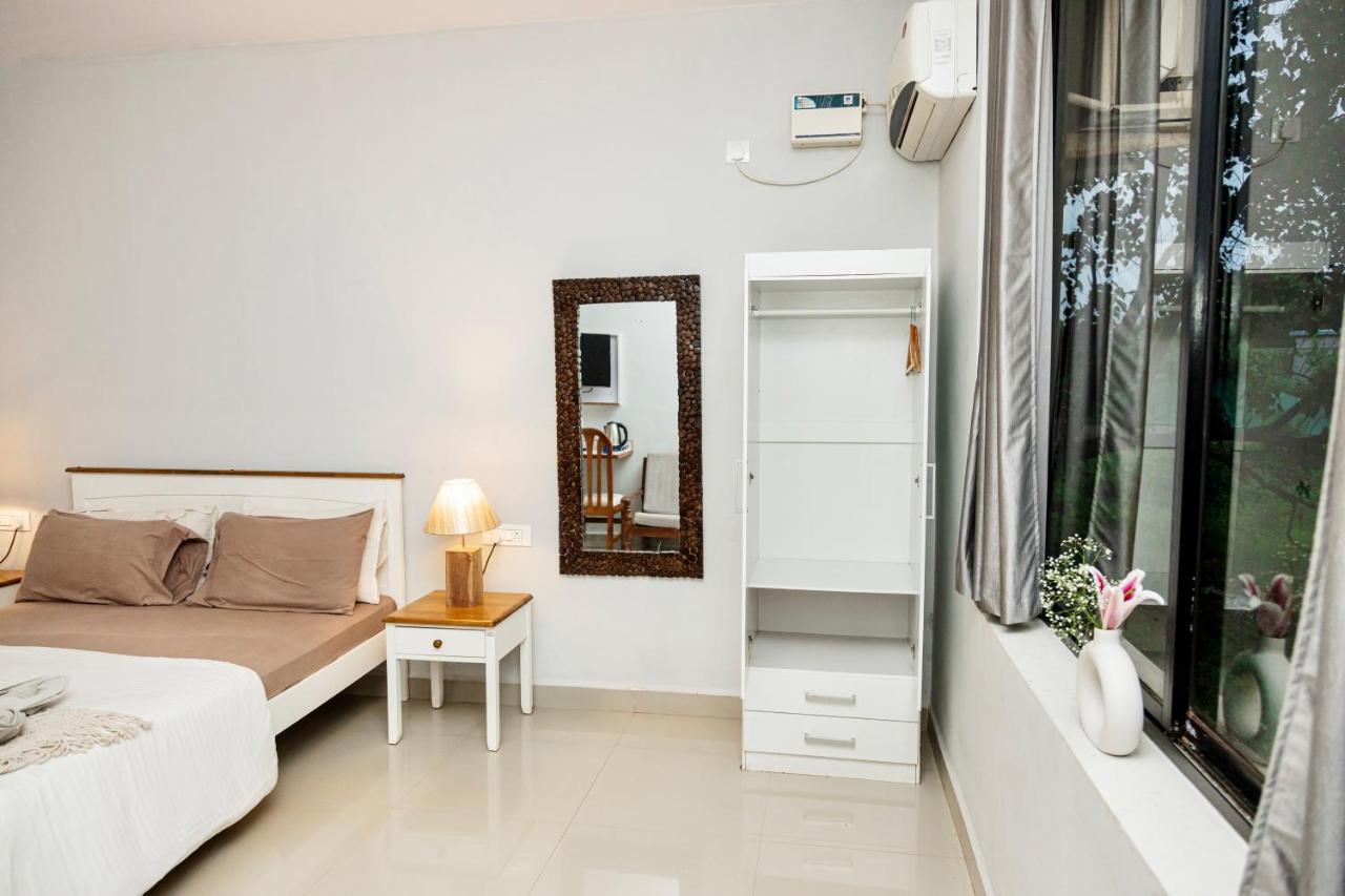 Fourteen Pods By The Sea Hotel Morjim Exterior photo